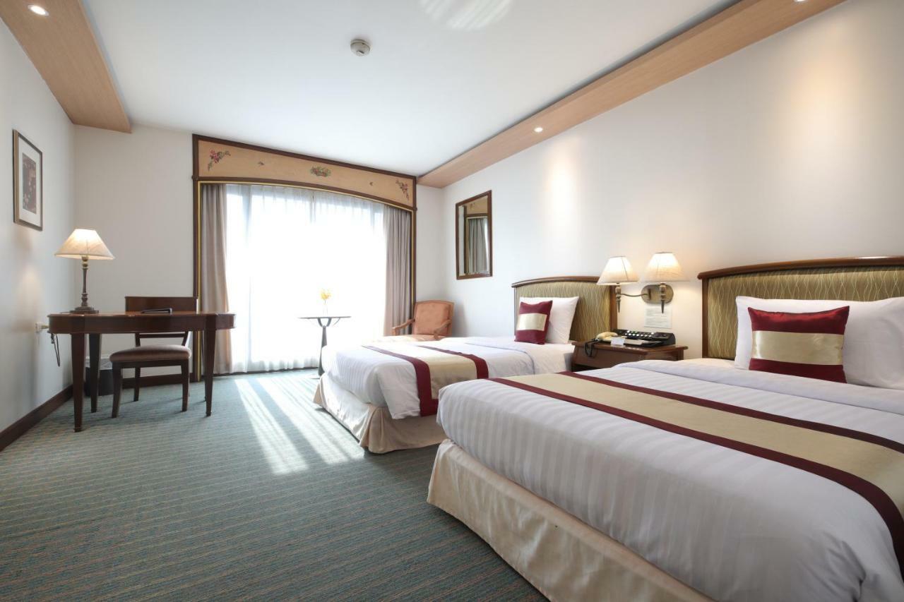 The Royal City Hotel Bangkok Exteriör bild