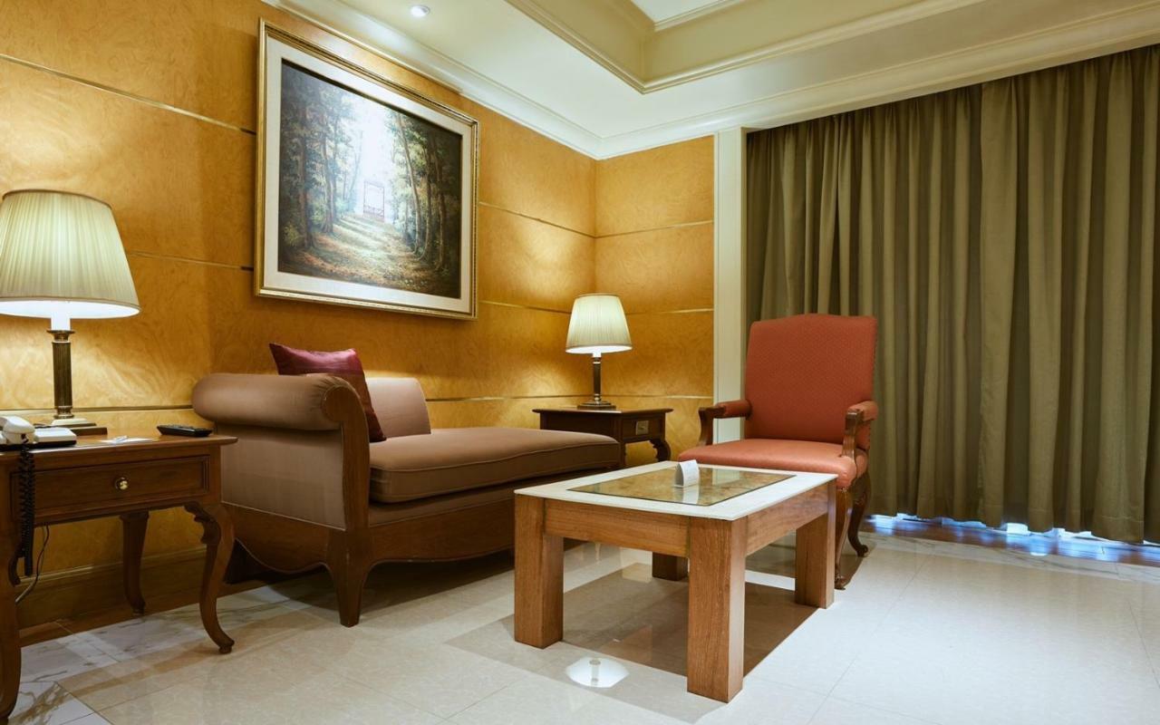 The Royal City Hotel Bangkok Exteriör bild